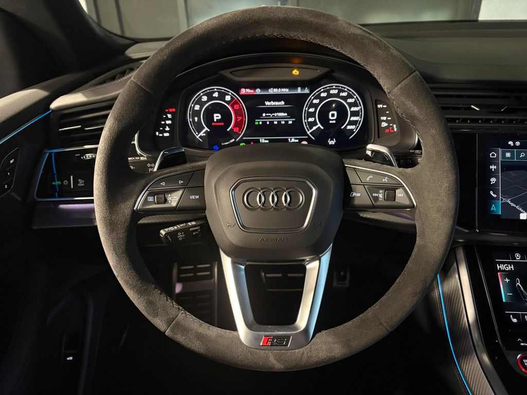 Audi RSQ8 2025