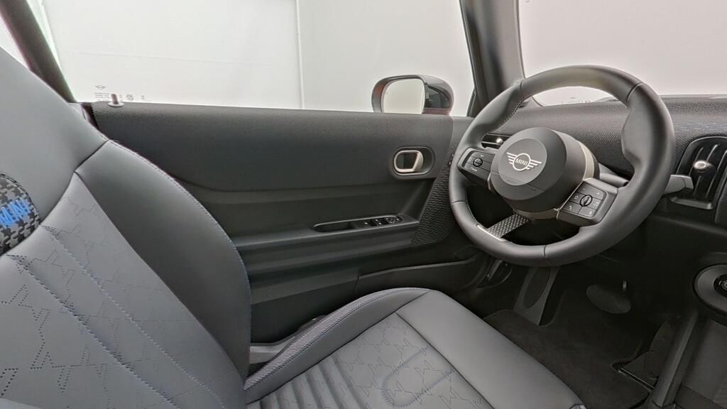 MINI Cooper Cabrio 2025