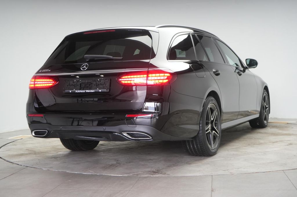 Mercedes-Benz E 300 2022