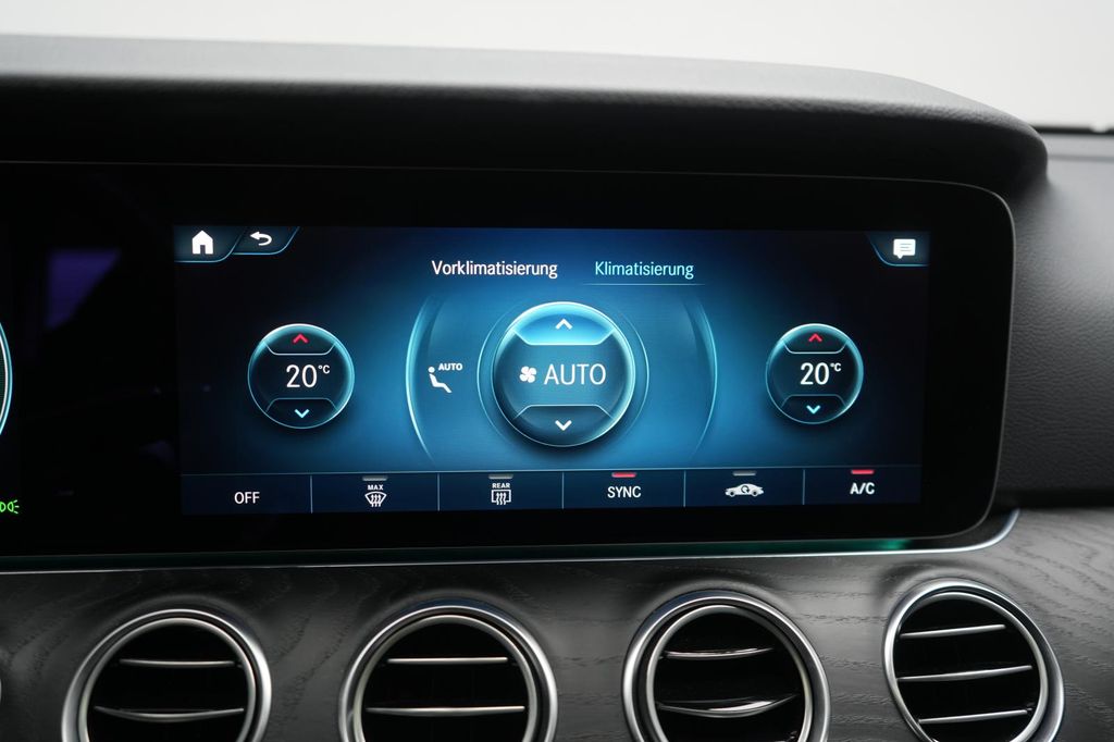 Mercedes-Benz E 300 2022