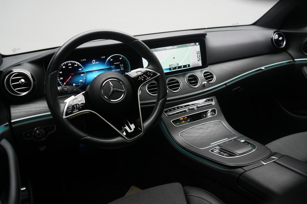 Mercedes-Benz E 300 2022