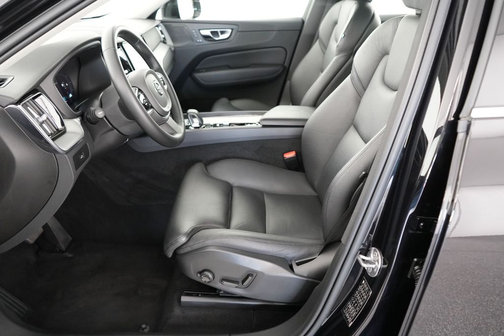 Volvo XC60 2022