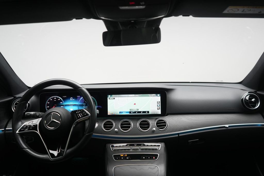 Mercedes-Benz E 300 2022