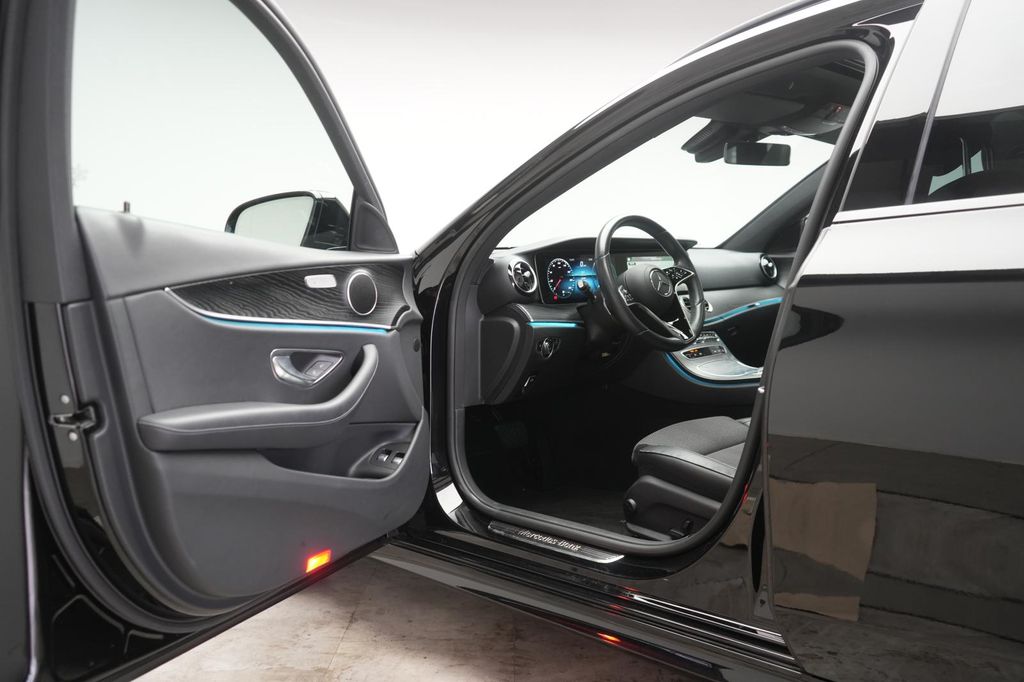 Mercedes-Benz E 300 2022