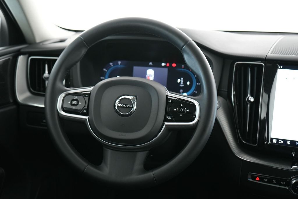 Volvo XC60 2022
