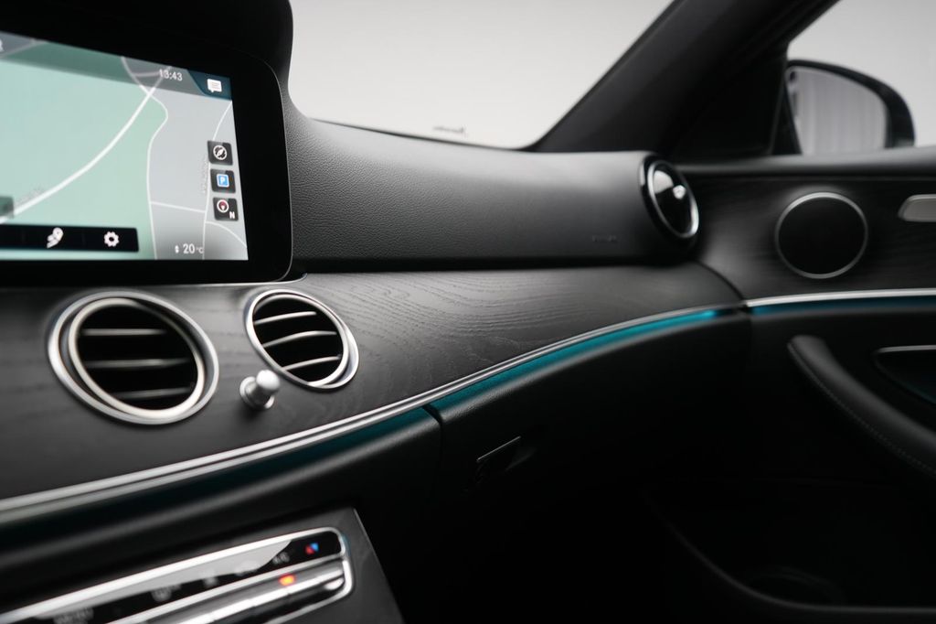 Mercedes-Benz E 300 2022