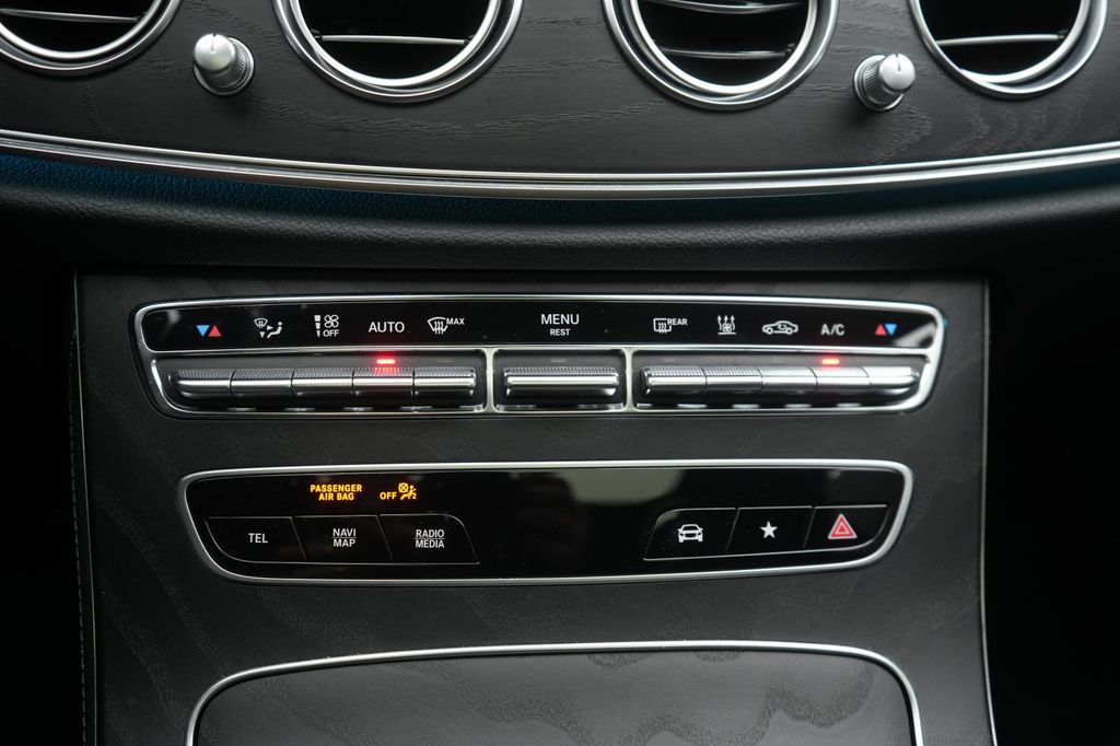 Mercedes-Benz E 300 2022