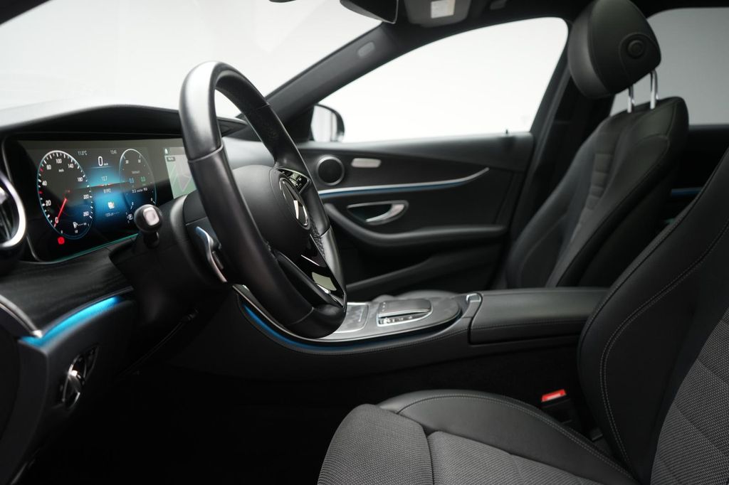 Mercedes-Benz E 300 2022