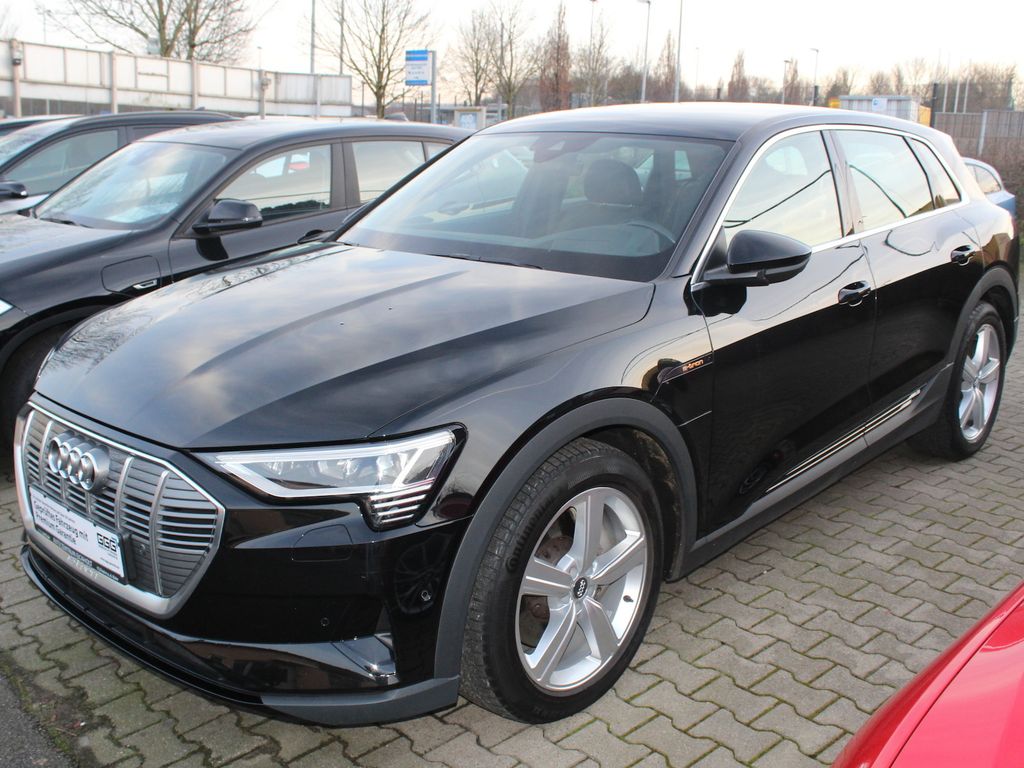 Audi e-tron 2023