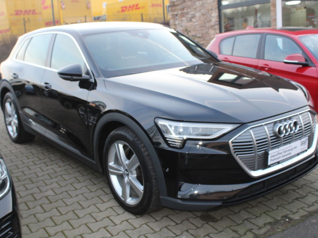 Audi e-tron 2023