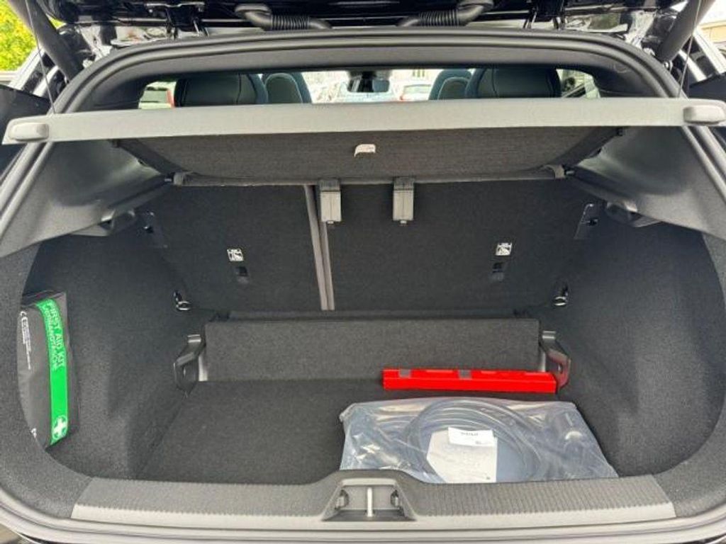Volvo EX30 2025