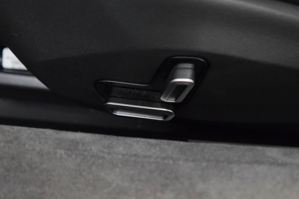 Ferrari 296 GTS 2025