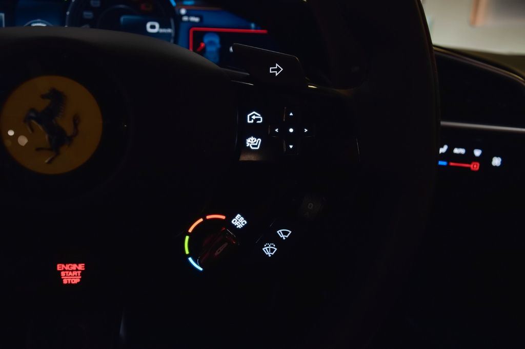 Ferrari 296 GTS 2025