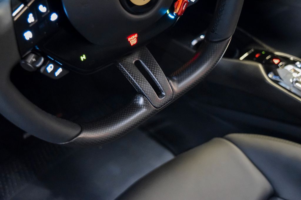 Ferrari 296 GTS 2025