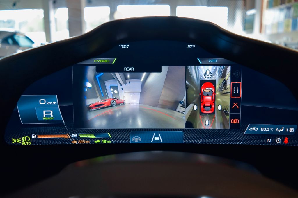 Ferrari 296 GTS 2025