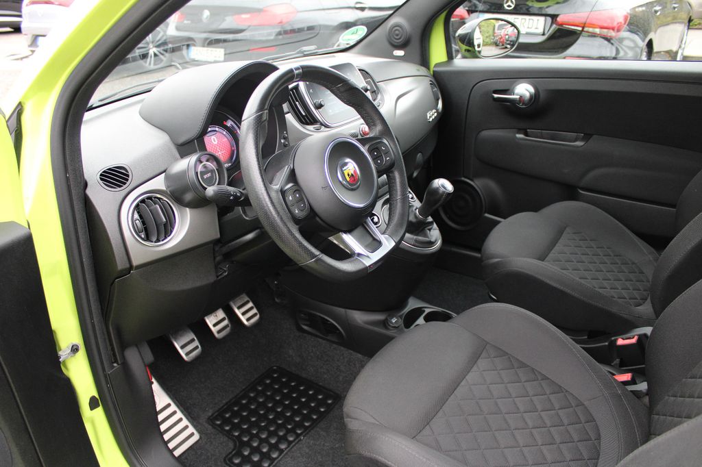 Abarth 595 2020