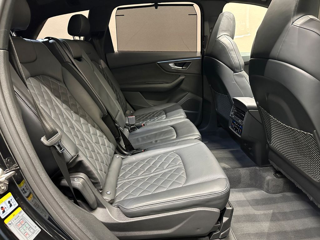 Audi SQ7 2022