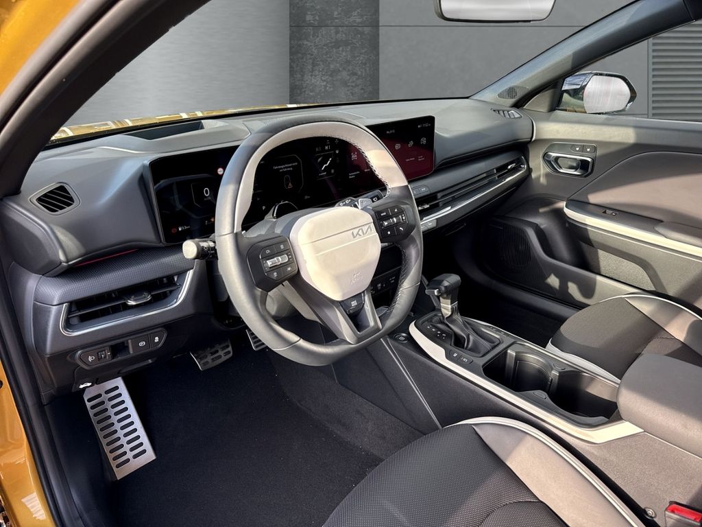 Kia K4