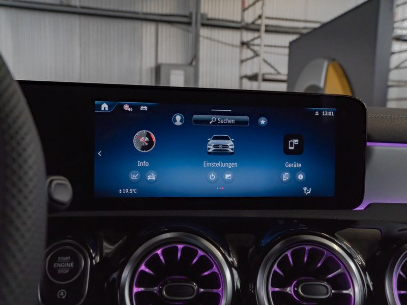 Mercedes-Benz CLA 220 2025