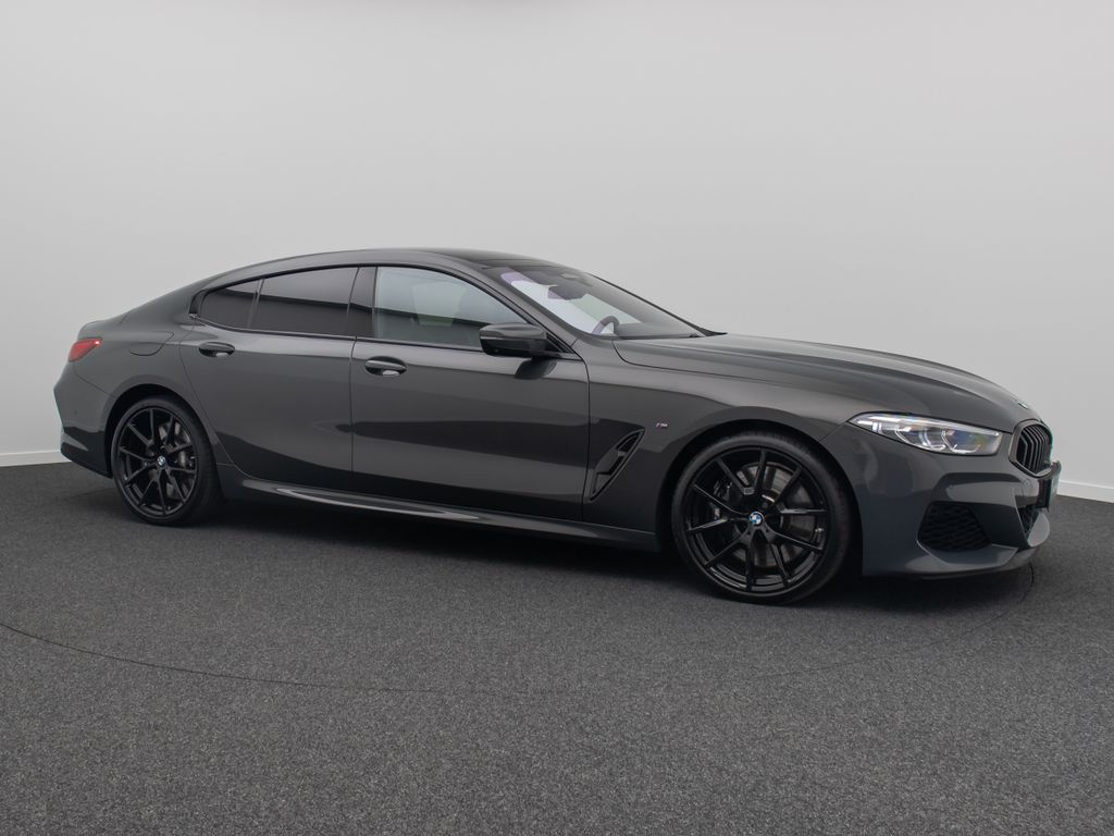 BMW M850 2022