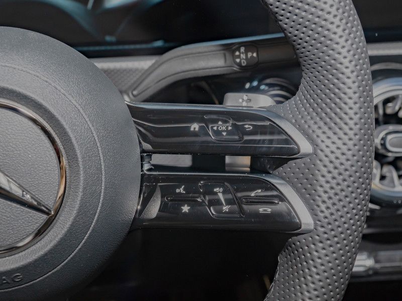 Mercedes-Benz CLA 220 2025