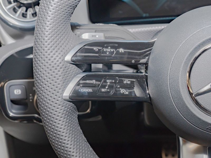 Mercedes-Benz CLA 220 2025