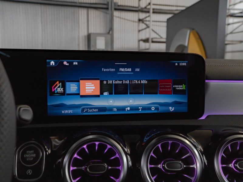 Mercedes-Benz CLA 220 2025