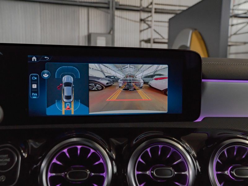 Mercedes-Benz CLA 220 2025