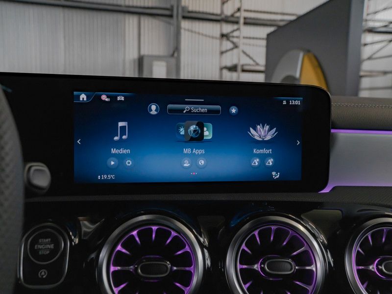 Mercedes-Benz CLA 220 2025