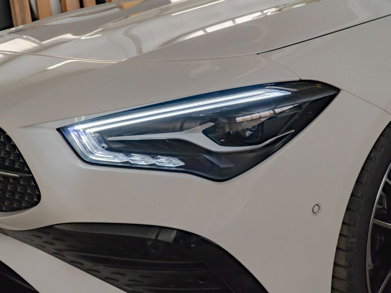 Mercedes-Benz CLA 220 2025