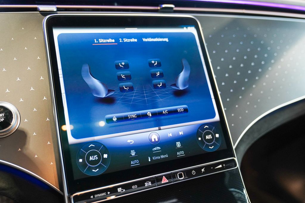 Mercedes-Benz EQE 2024