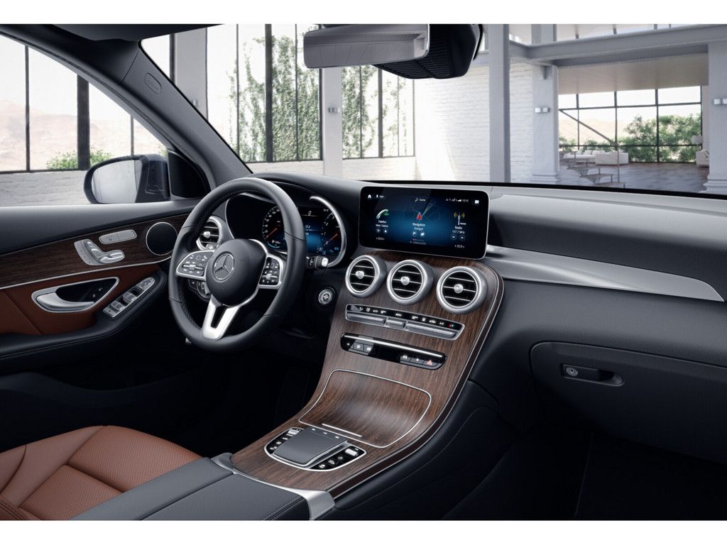 Mercedes-Benz GLC 300 2021