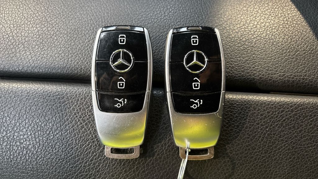 Mercedes-Benz E 300 2020