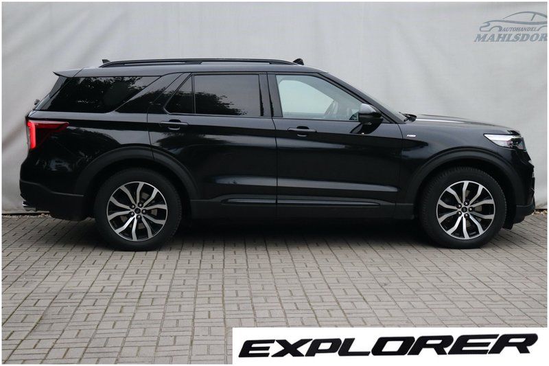 Ford Explorer 2021