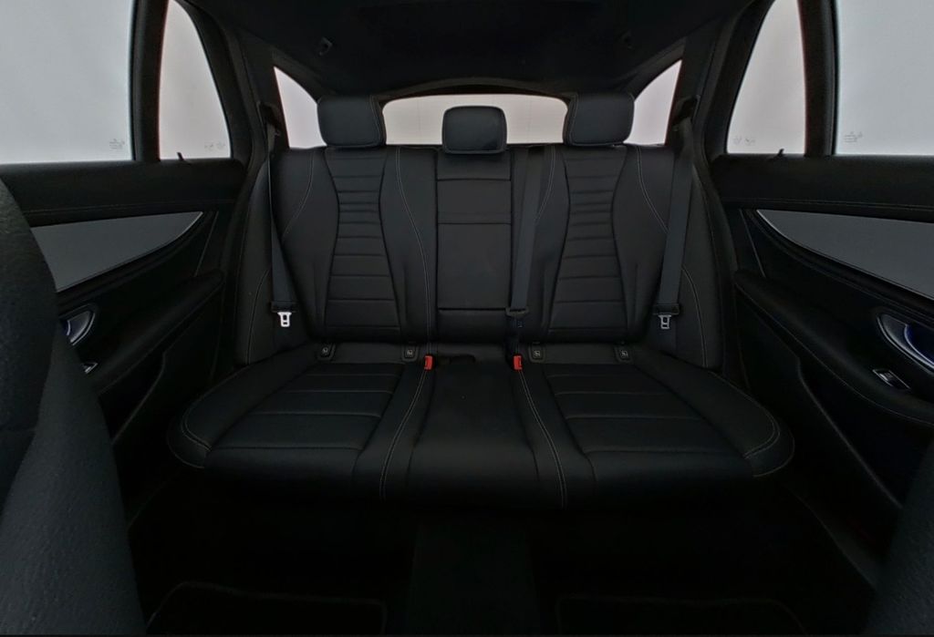 Mercedes-Benz E 300 2021