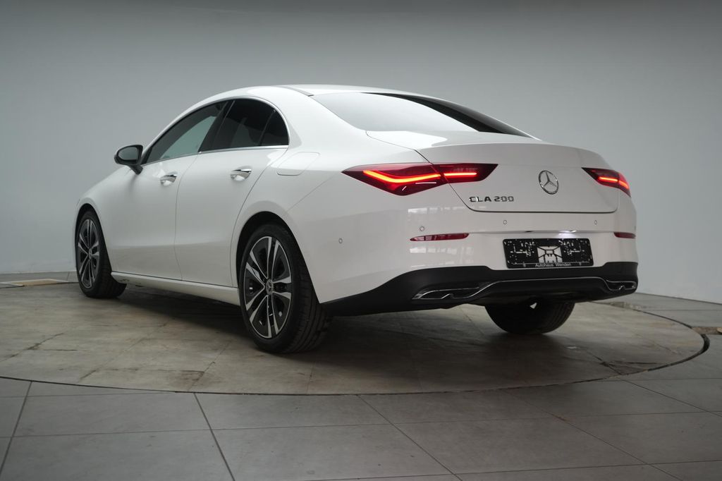 Mercedes-Benz CLA 200 2025
