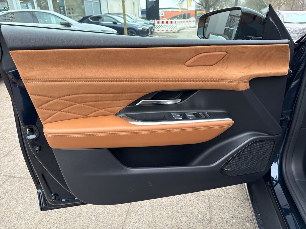 Mazda 6e
