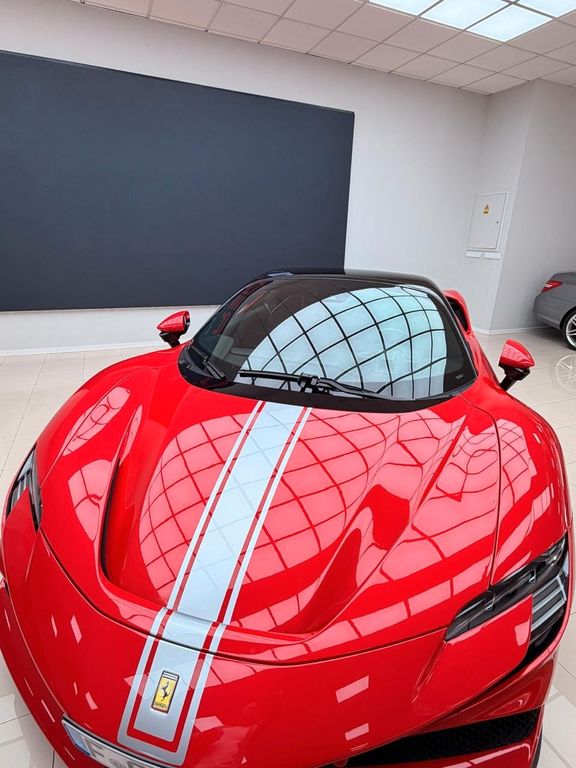 Ferrari SF90 2024