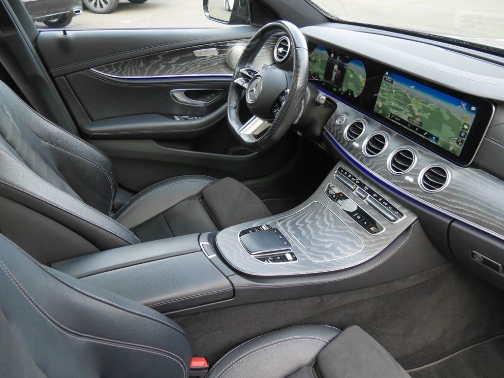 Mercedes-Benz E 300 2022