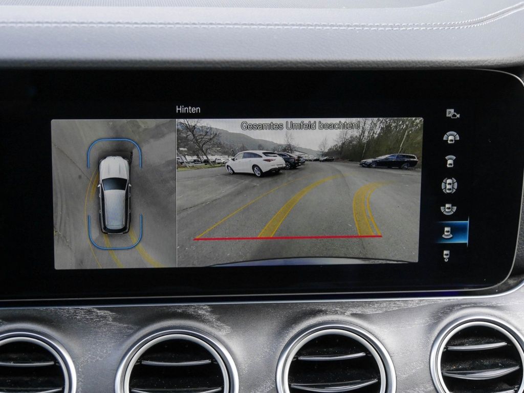 Mercedes-Benz E 300 2022