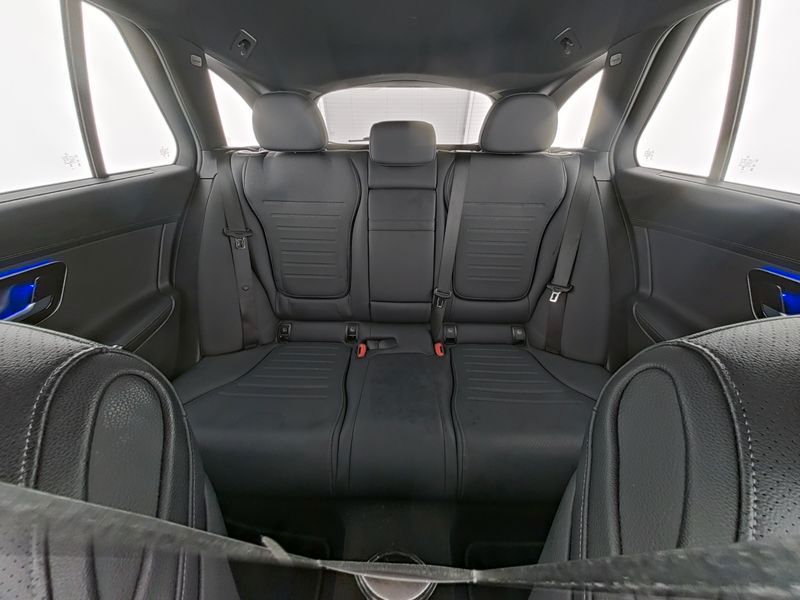 Mercedes-Benz C 300 2024