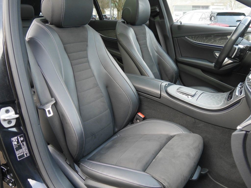 Mercedes-Benz E 300 2022