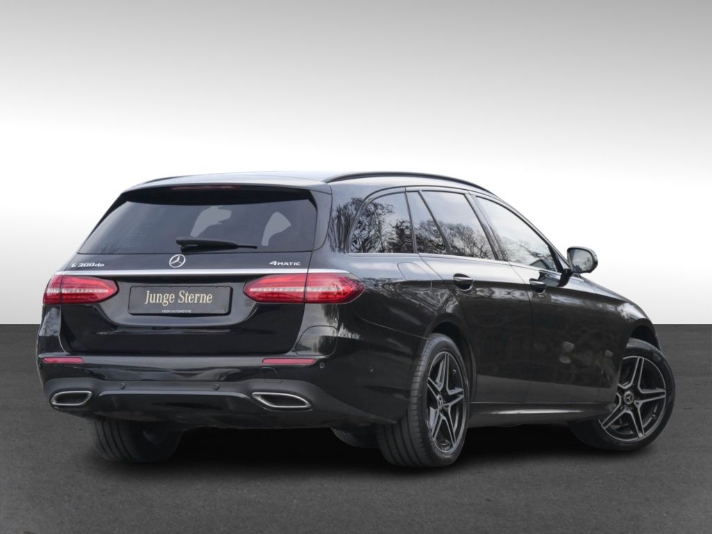 Mercedes-Benz E 300 2022
