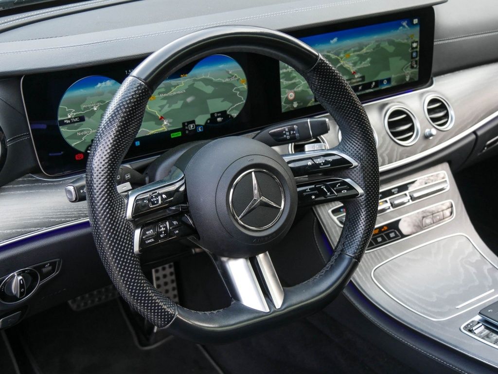 Mercedes-Benz E 300 2022