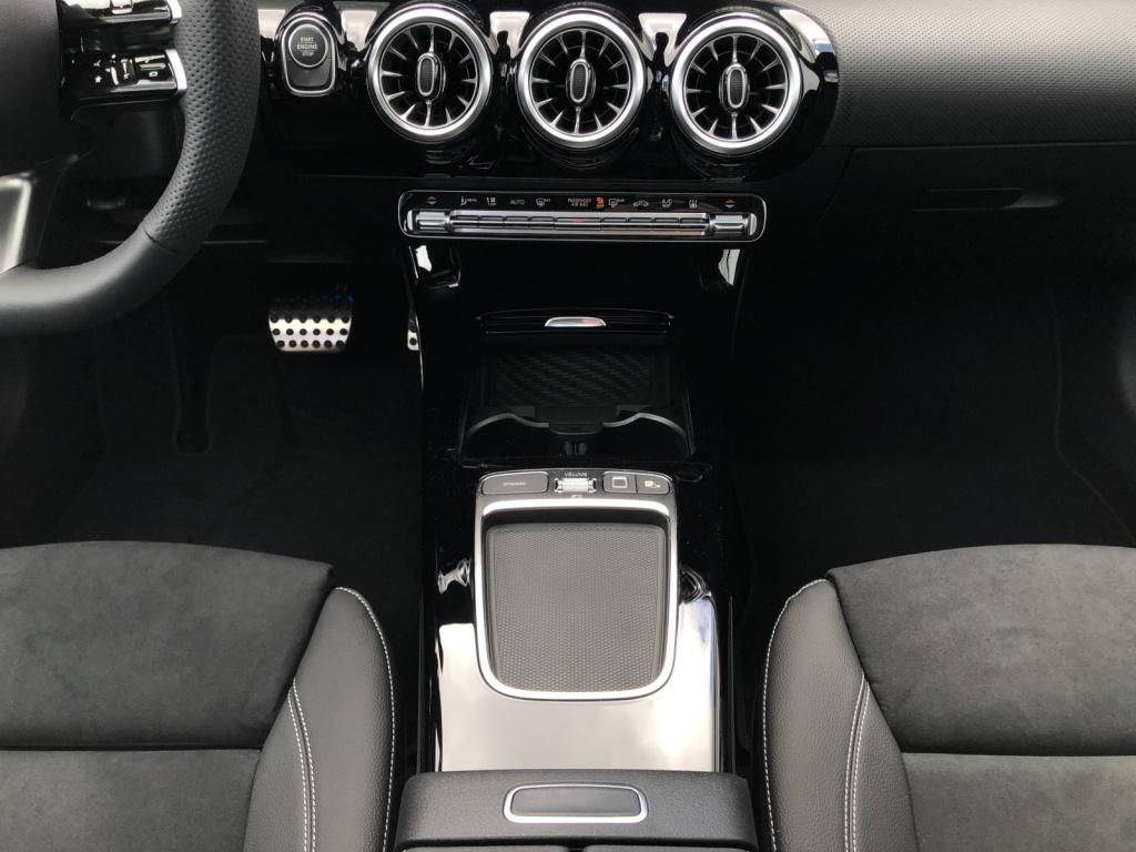 Mercedes-Benz CLA 250 2025