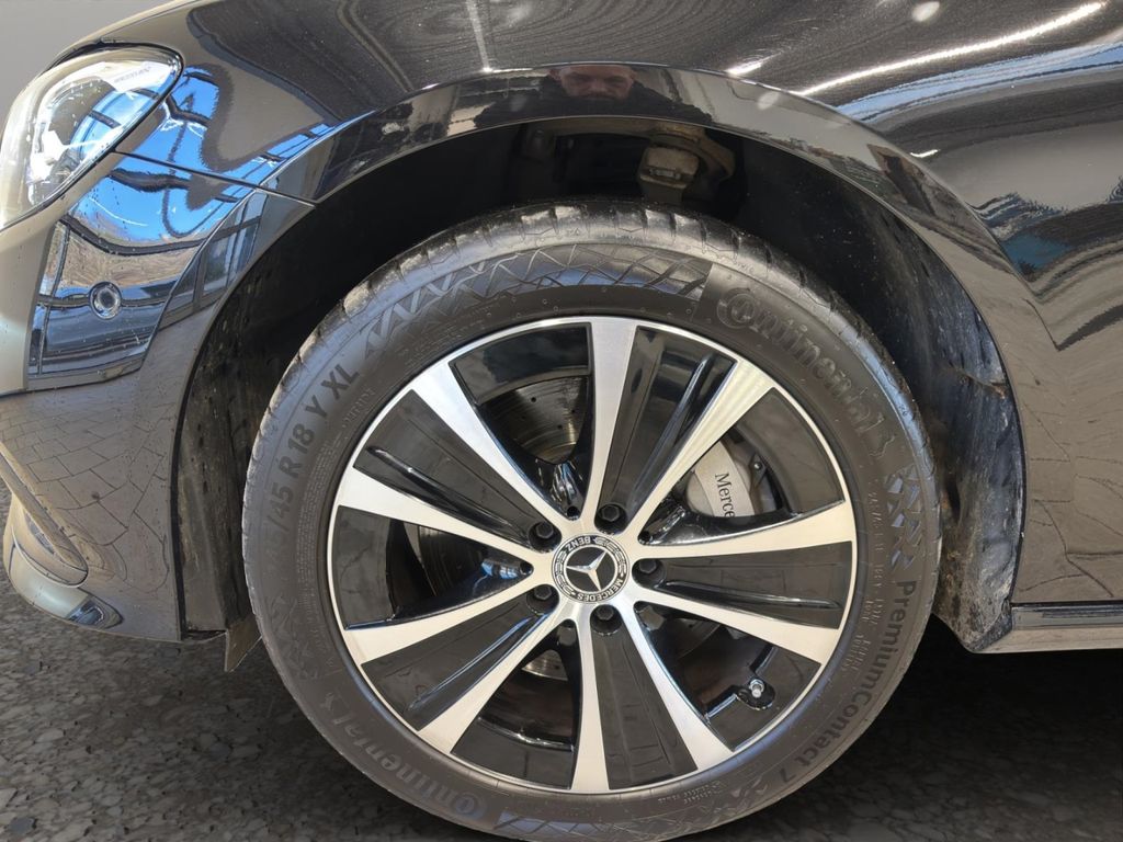 Mercedes-Benz E 300 2022