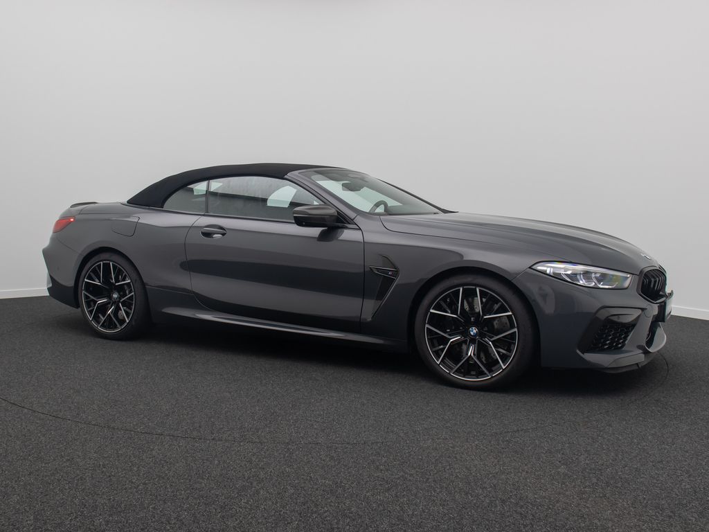 BMW M8 2022