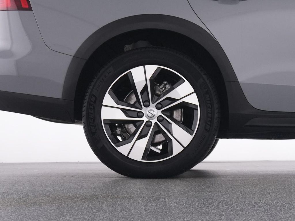 Volvo V60 Cross Country 2023