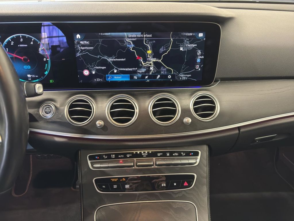 Mercedes-Benz E 300 2022