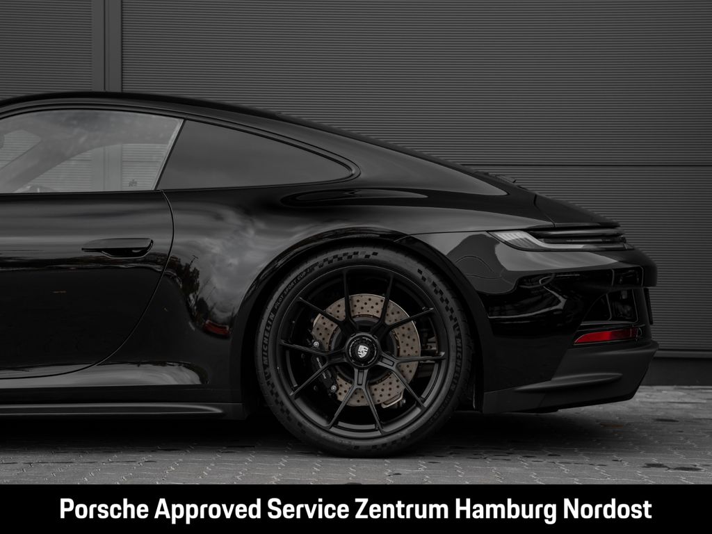 Porsche 992 2023